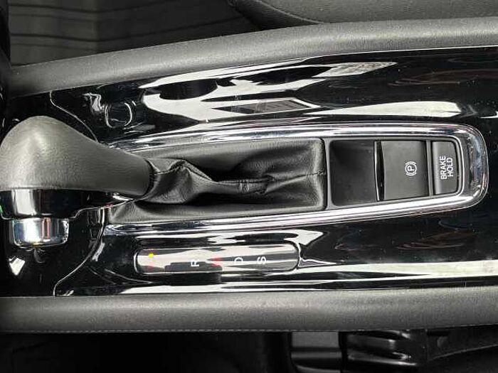 Honda HR-V 1.5 i-VTEC KAT Elegance Automatik