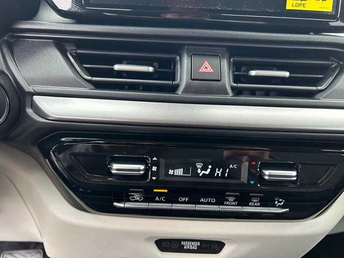 Suzuki Swift Comfort + Hybrid