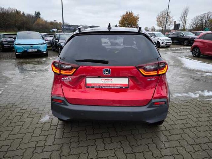 Honda Jazz 1,5 e Executive Crosstar + Ganzjahresreifen 1.5 i-MMD Hybrid