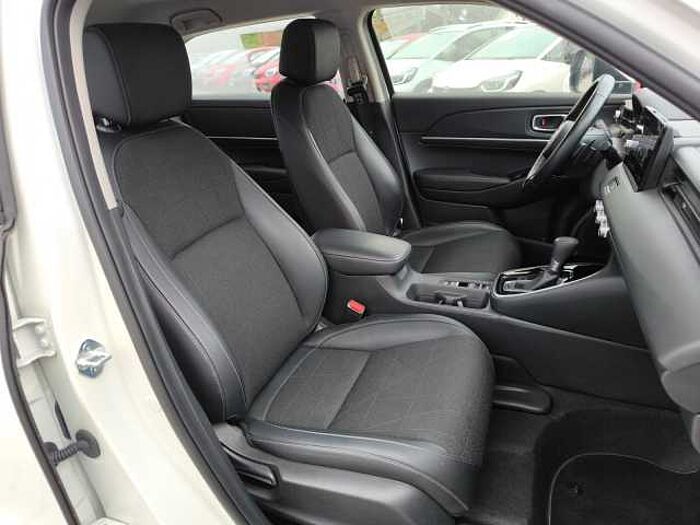 Honda ZR-V 2,0 Advance Hybrid Vorführwagen