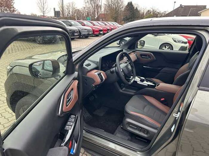 Suzuki e Vitara Comfort Plus Braune Innenausstattung