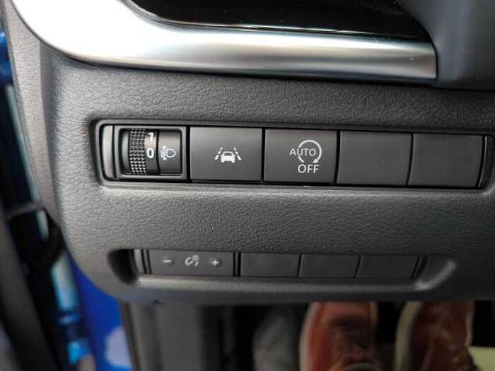 Nissan Qashqai 1.3 DIG-T MHEV N-Connecta Automatik