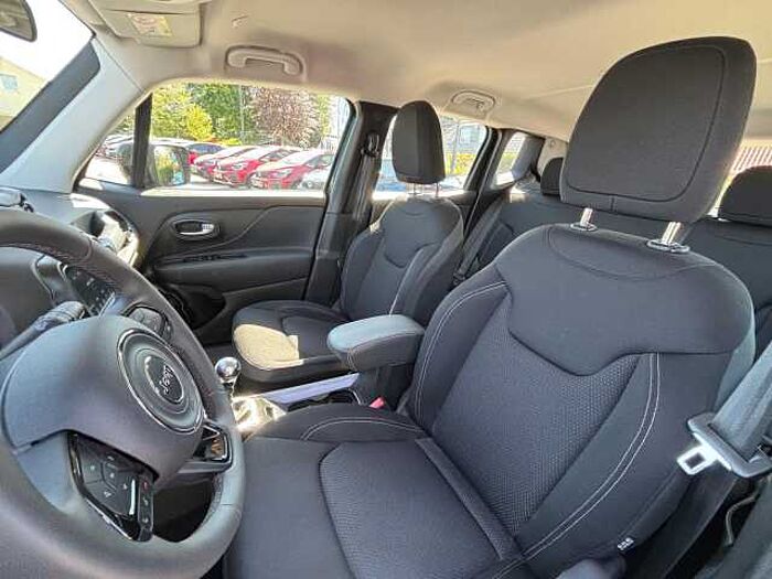Jeep Jeep Renegade Night Eagle Longitude FWD