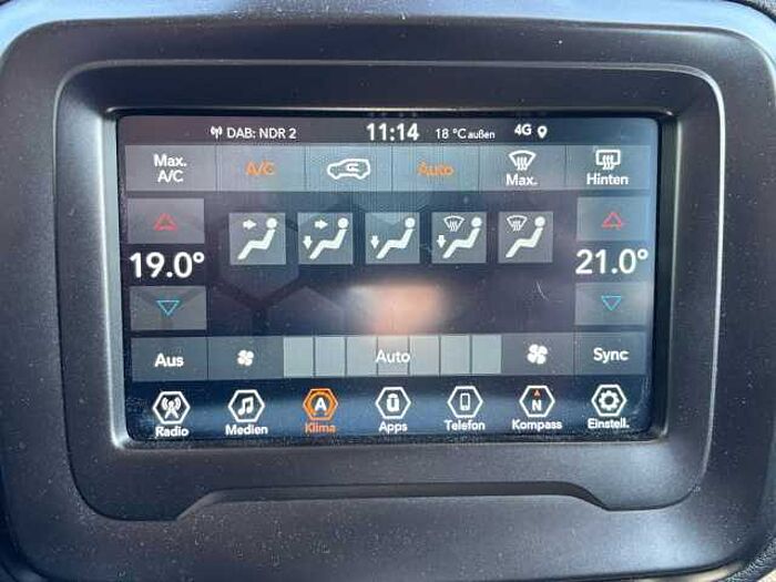 Jeep Jeep Renegade Night Eagle Longitude FWD