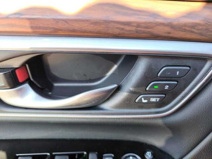 Honda CR-V 1,5 Executive Automatik + Anhängerkupplung 1.5 T 4WD