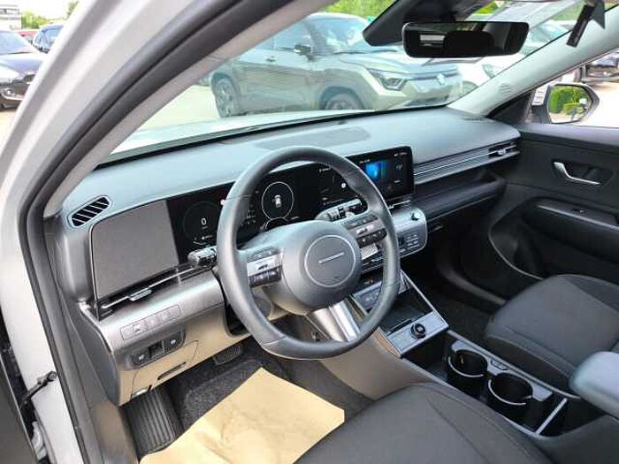 Hyundai KONA Trend Hybrid 2WD