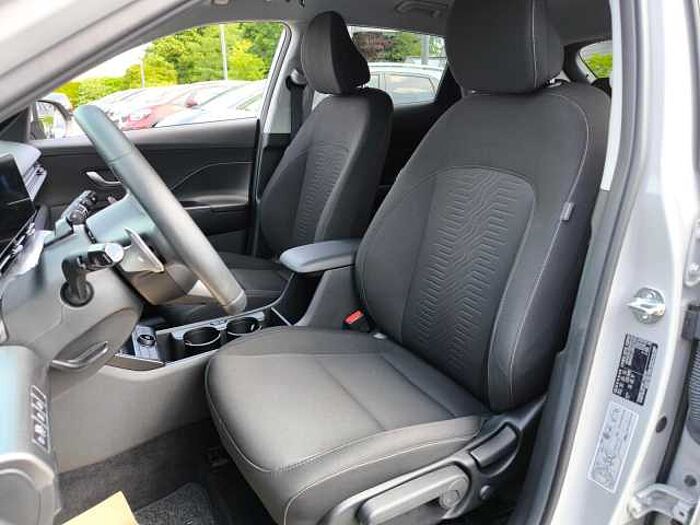 Hyundai KONA Trend Hybrid 2WD