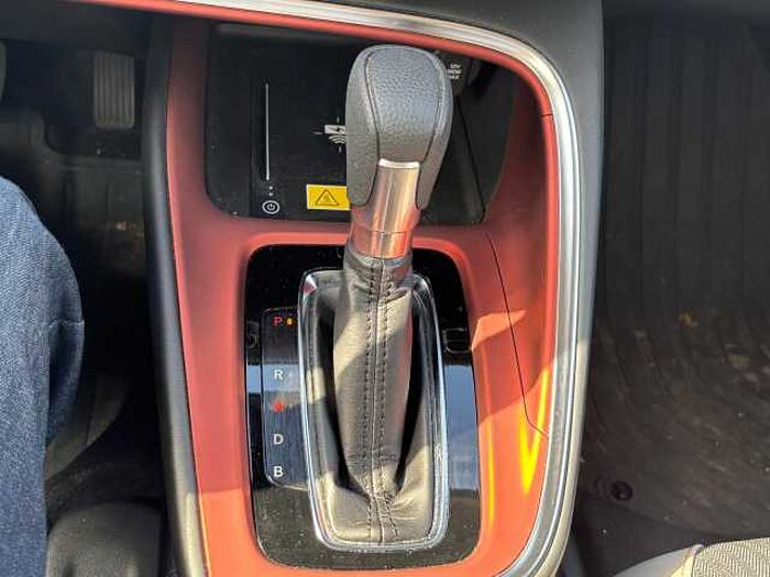 Honda HR-V 1,5 e Advance Style Hybrid