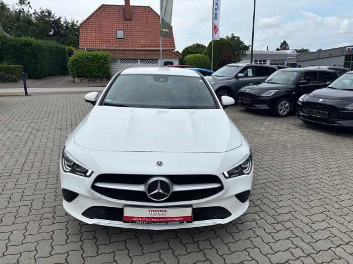 Mercedes-Benz Mercedes CLA 180 D Andere