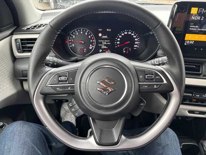 Suzuki Swift Comfort CVT Hybrid 1.2 Dualjet 60 kW