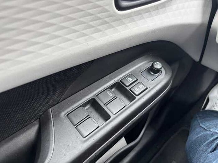 Suzuki Swift Comfort CVT Hybrid 1.2 Dualjet 60 kW