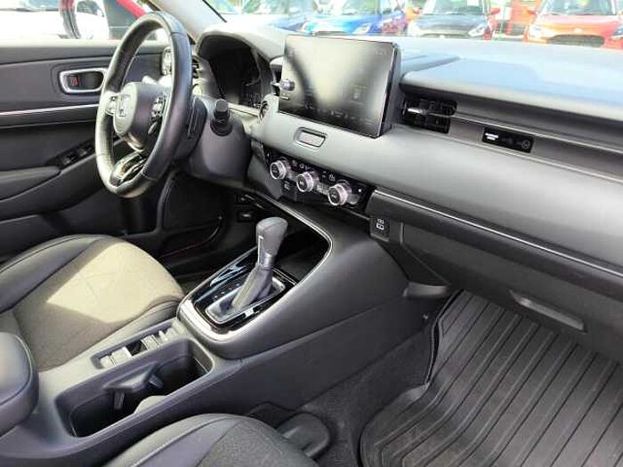 Honda HR-V 1,5 Advance Hybrid + Allwetterreifen