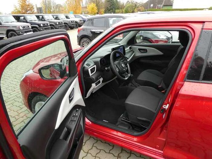 Suzuki Swift Comfort CVT Hybrid 1.2 Dualjet 61 kW