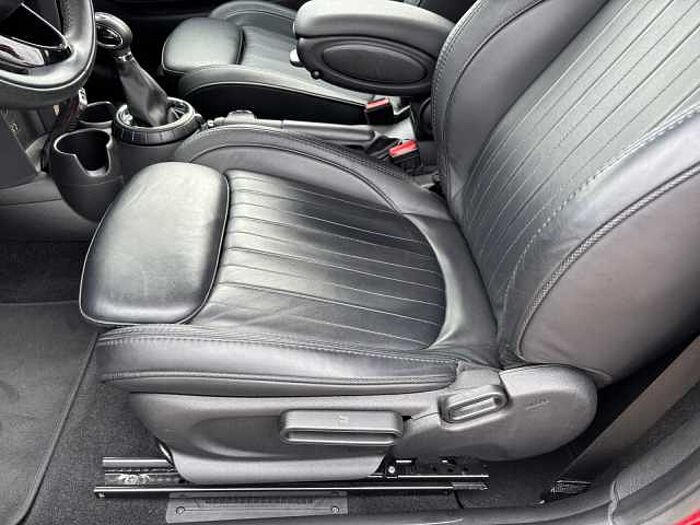 MINI Cooper Ledersitze Navigation