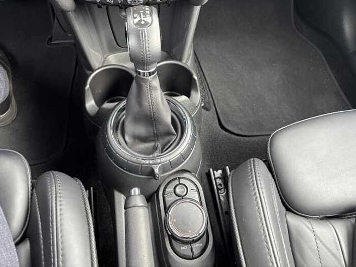 MINI Cooper Ledersitze Navigation