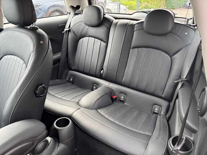 MINI Cooper Ledersitze Navigation