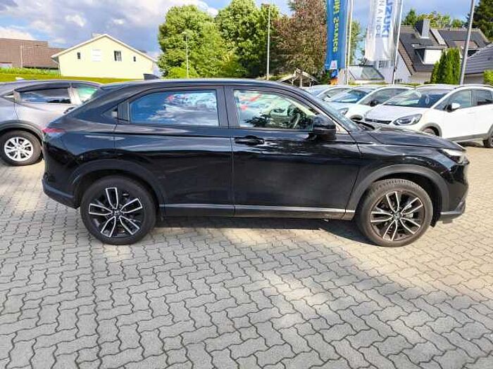 Honda HR-V 1,5 e Elegance + Allwetter