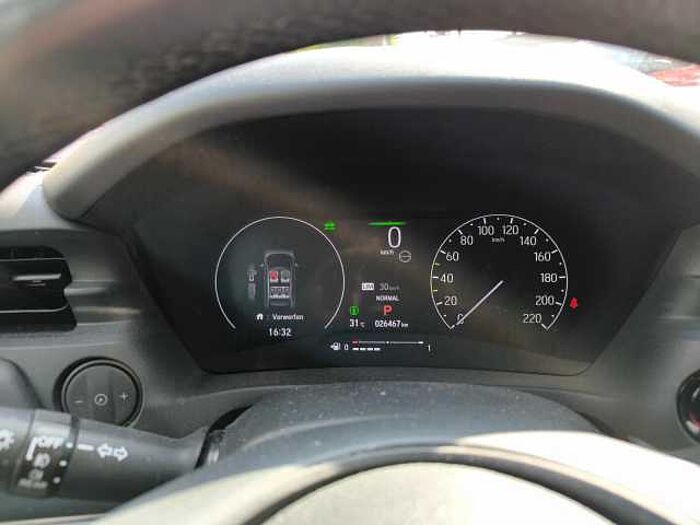 Honda HR-V 1,5 Advance Hybrid + Allwetterreifen