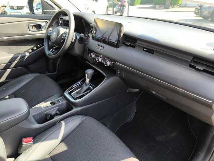 Honda HR-V 1,5 Advance Hybrid + Allwetterreifen